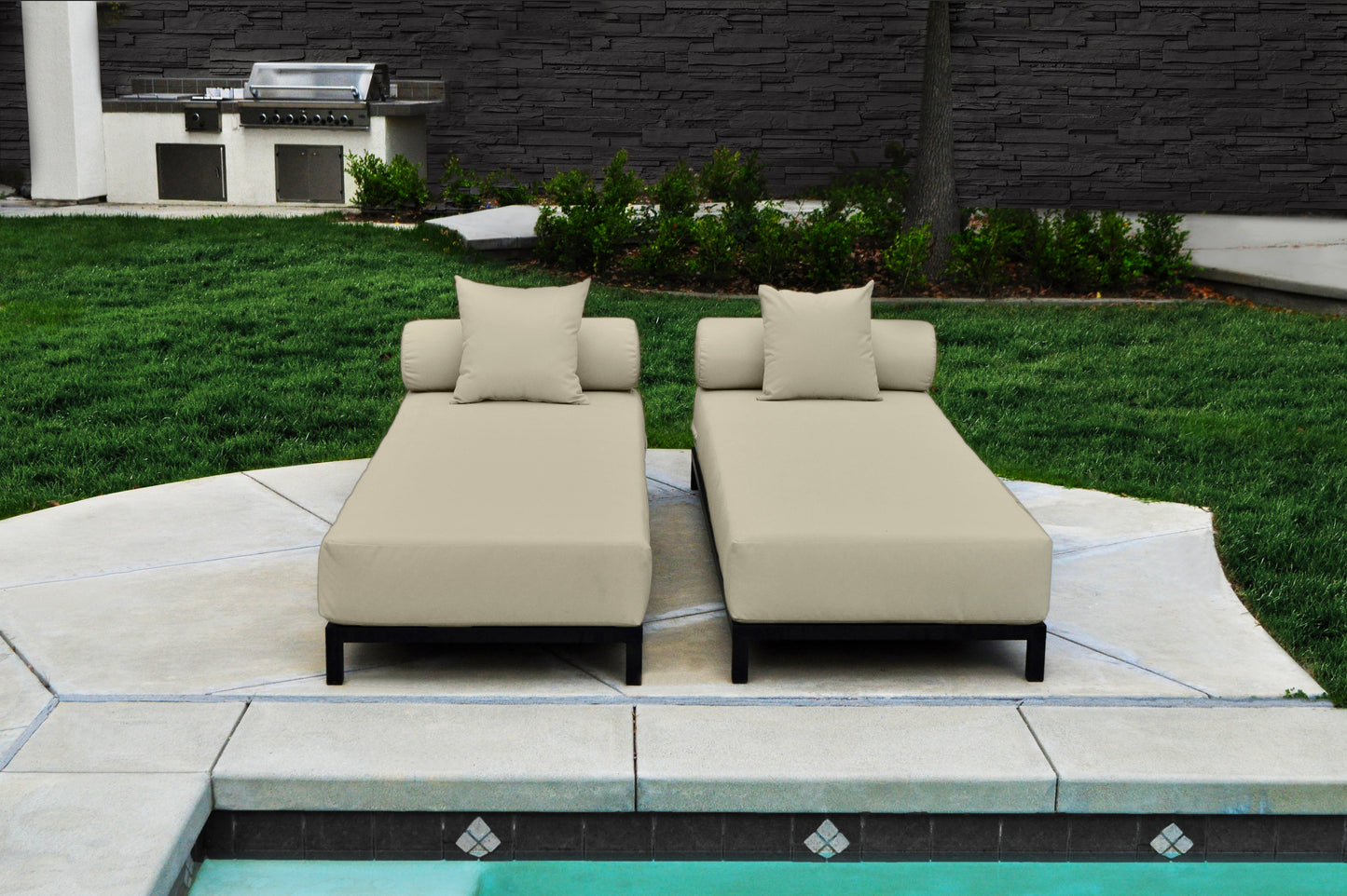 Volantes Outdoor Beige Chaise Loungers (Set of 3)